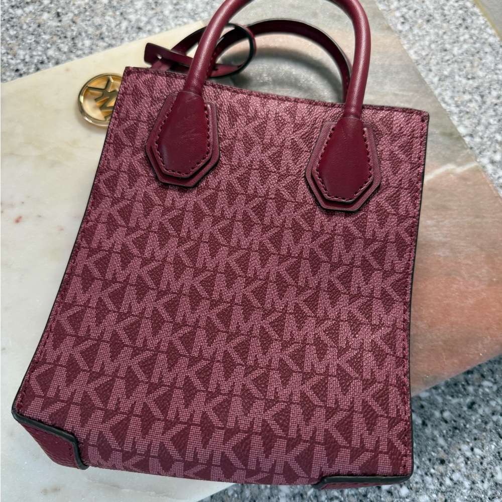 Michael Kors Mini Mercer handbag - Picture 5 of 7
